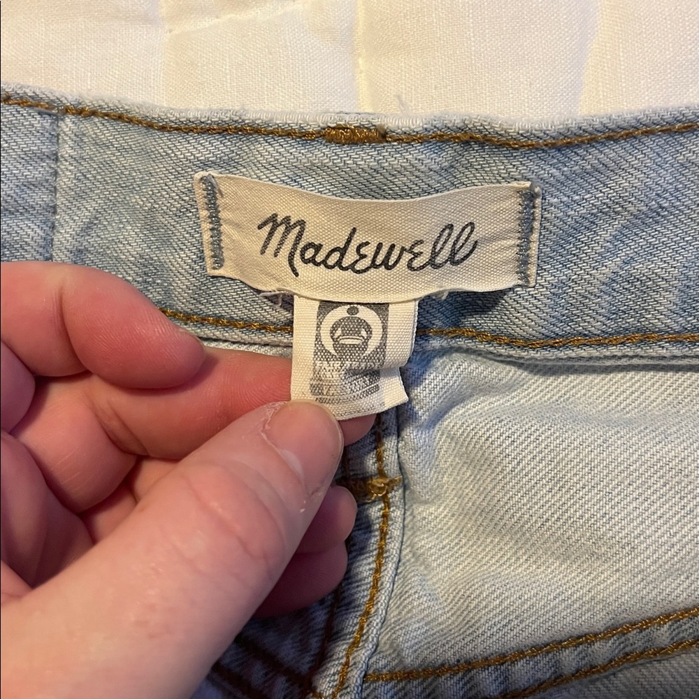 Madewell Women's Straight Leg Jeans in Light Blue - Picture 2 of 5